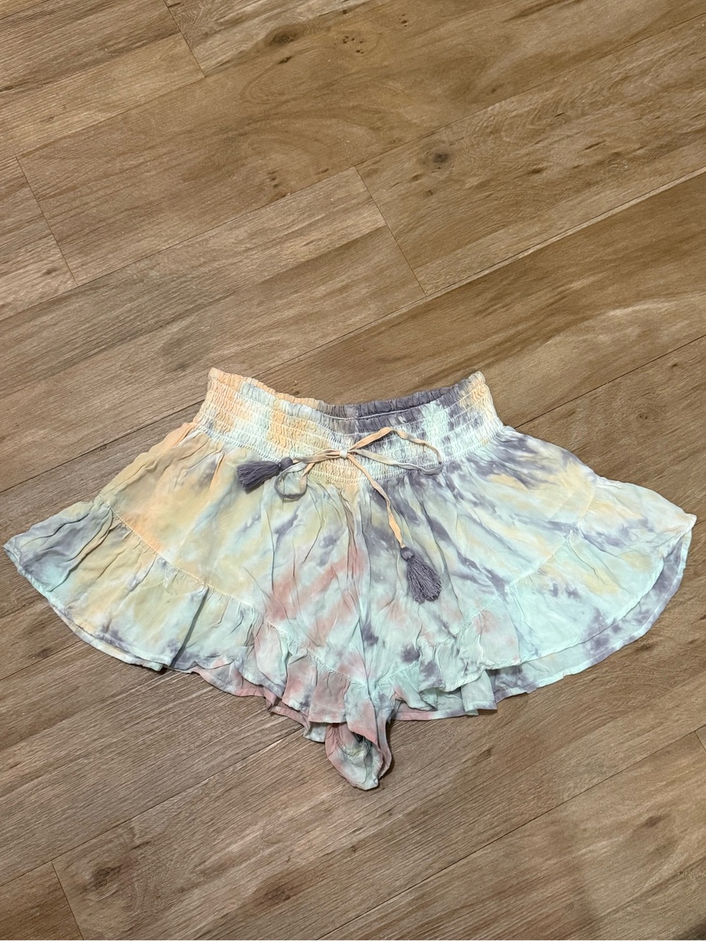 Surf Gypsy Pastel Tie-Dye Ruffle Hem Shorts - Lavender, Peach, Mint